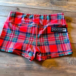 Rokfit size medium plaid shorts